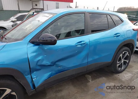 2025 Chevrolet Trax Fwd 1Rs из США, поврежденный, VIN KL77LGEP6SC074414